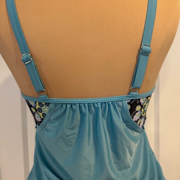 Blue Turquoise print two piece tankini bikini style swimsuit size medium - Picture 6 of 11
